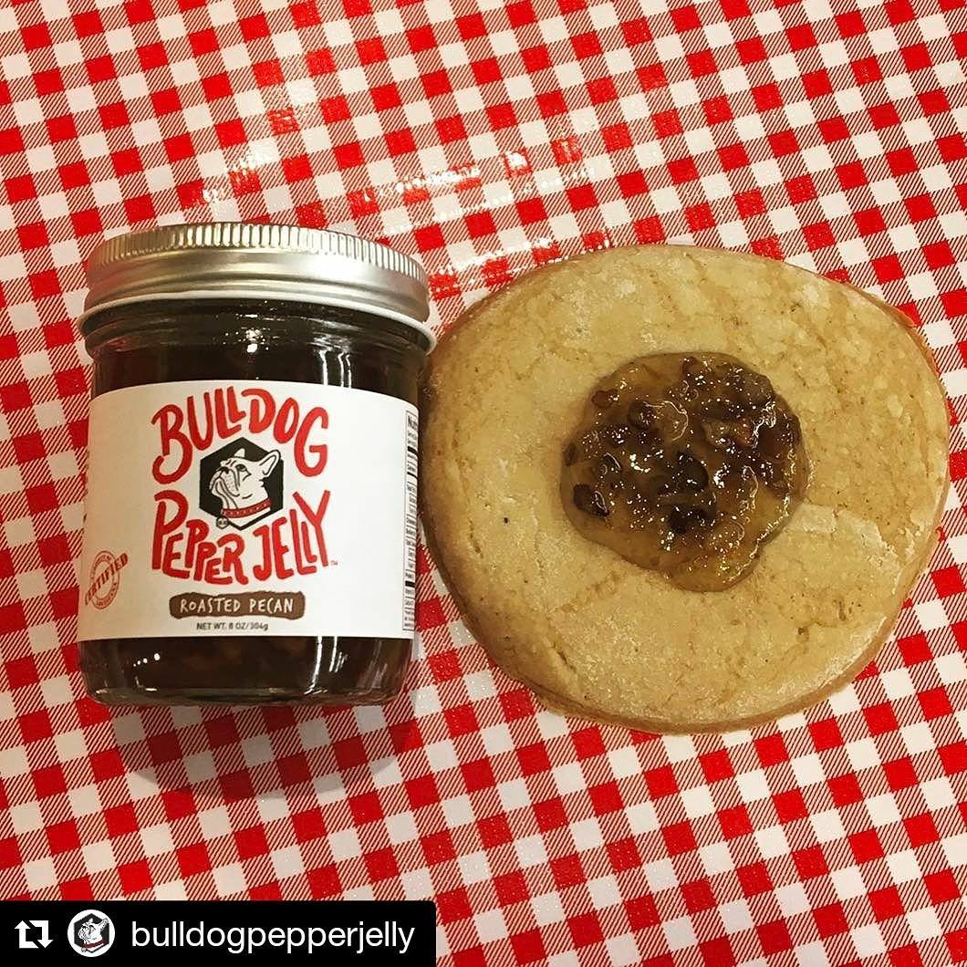 #Repost @bulldogpepperjelly ・・・ Calandro’s famous #TeaCakes + #RoastedPecan Bulldog Pepper Jelly! Come out to The…