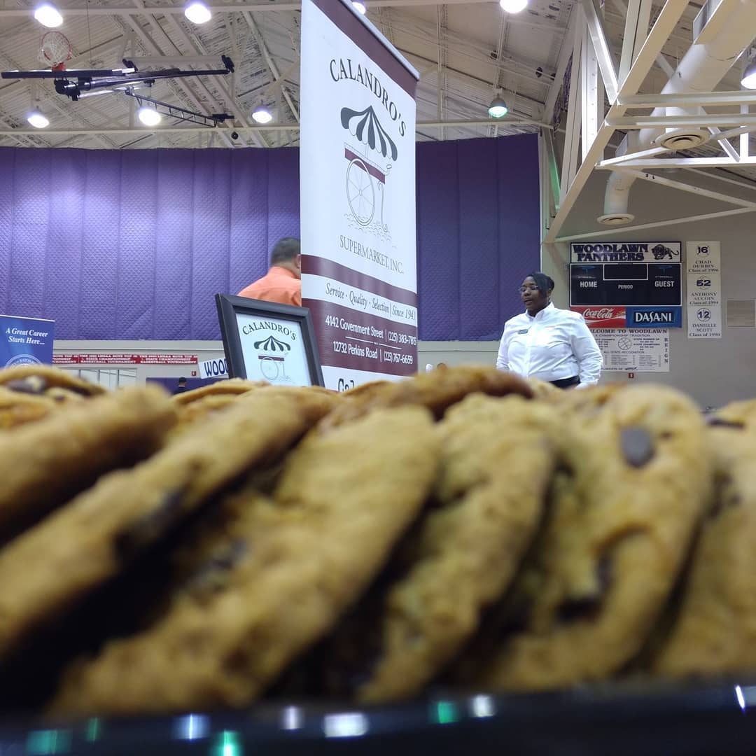 Ready to go @woodlawnhighbr #jobfair. Swag = fresh baked cookies, of course! #letsgo #gopanthers #jobs…