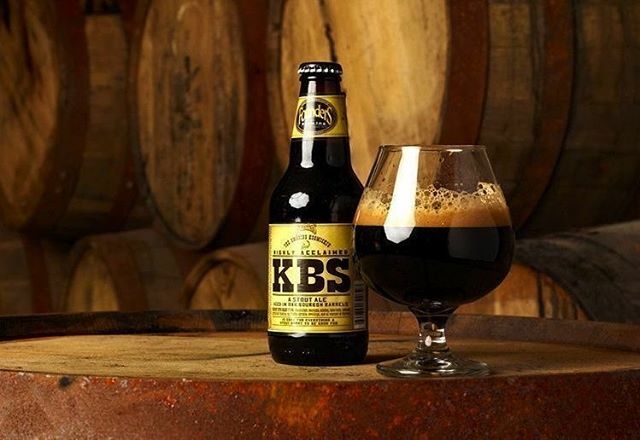 It’s that time of year again! 2018 @foundersbrewing KBS will be available when the doors…