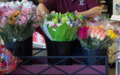 Meet Terri. She makes things pretty at our Calandro’s Perkins Rd location in our floral…