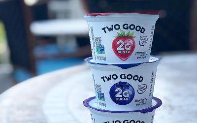 TWO GOOD yogurts from @twogoodyogurt have only 2 grams of sugar each !! Keto friendly,…